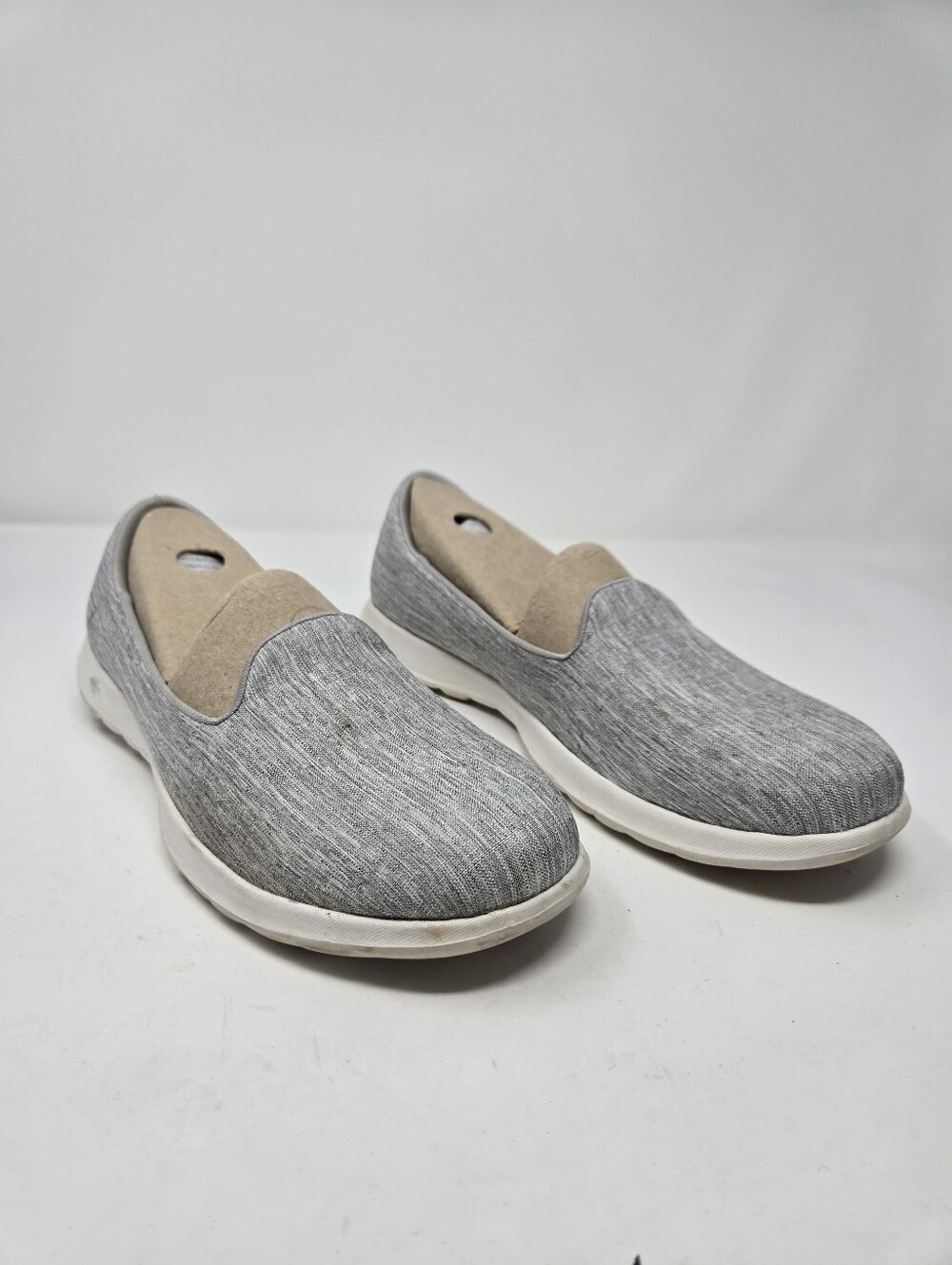 Sketchers On The Go Go Walk Lite Grey Pull On Walking Shoes Used Size 9.5